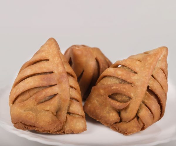 Mix-Veg Samosa - Image 2